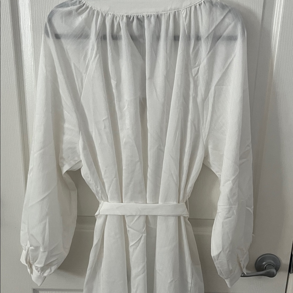 Eloquii Long Sleeve White Dress with Black Floral Design - Picture 5 of 5